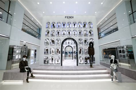 Fendi's Serge Brunschwig Discusses China Market, 